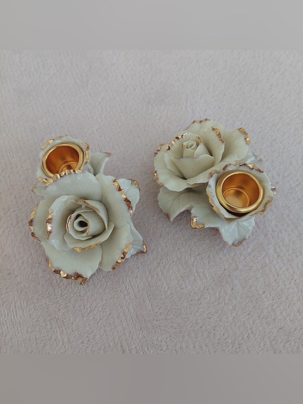 AVON "WINTER ROSE" Candleholders NIB - Picture 3 of 14